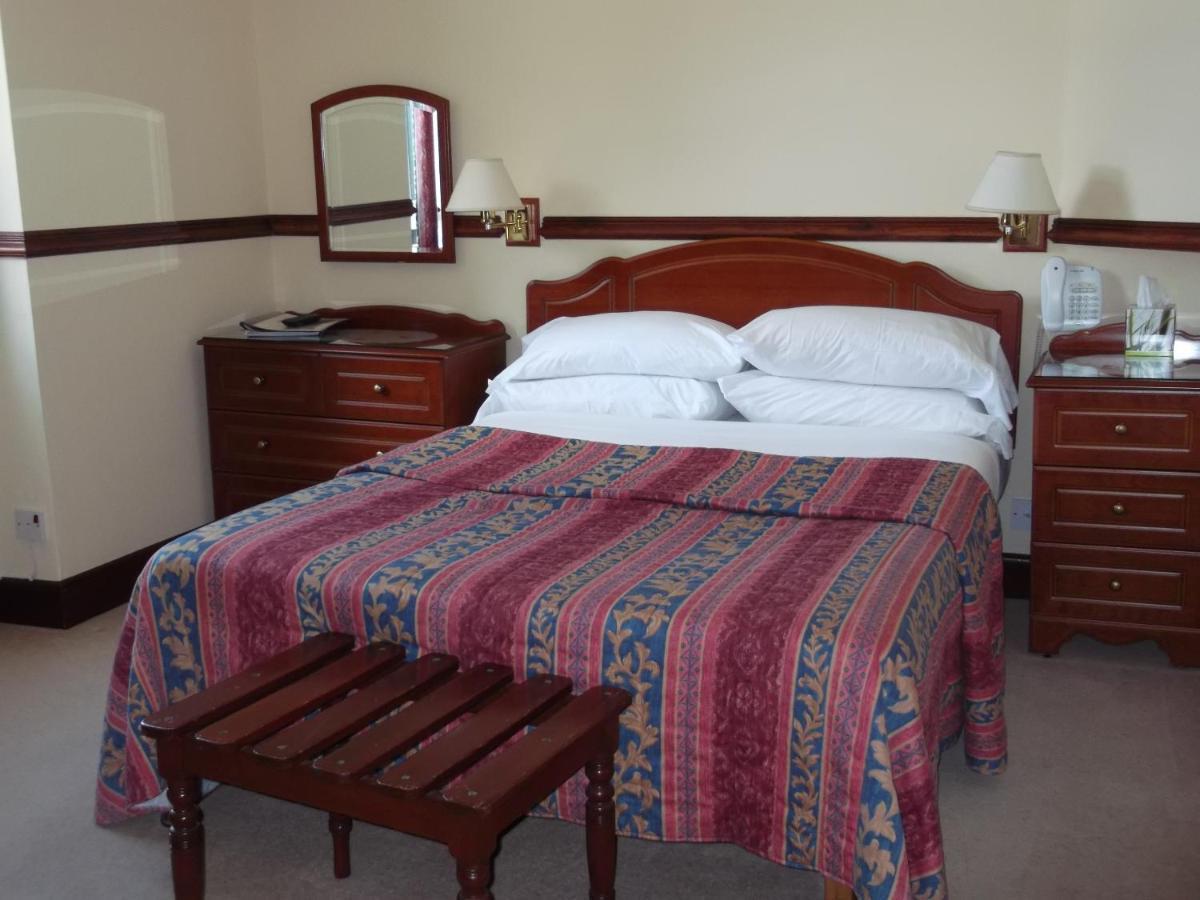 Caledonian Hotel Fort Augustus Chambre photo