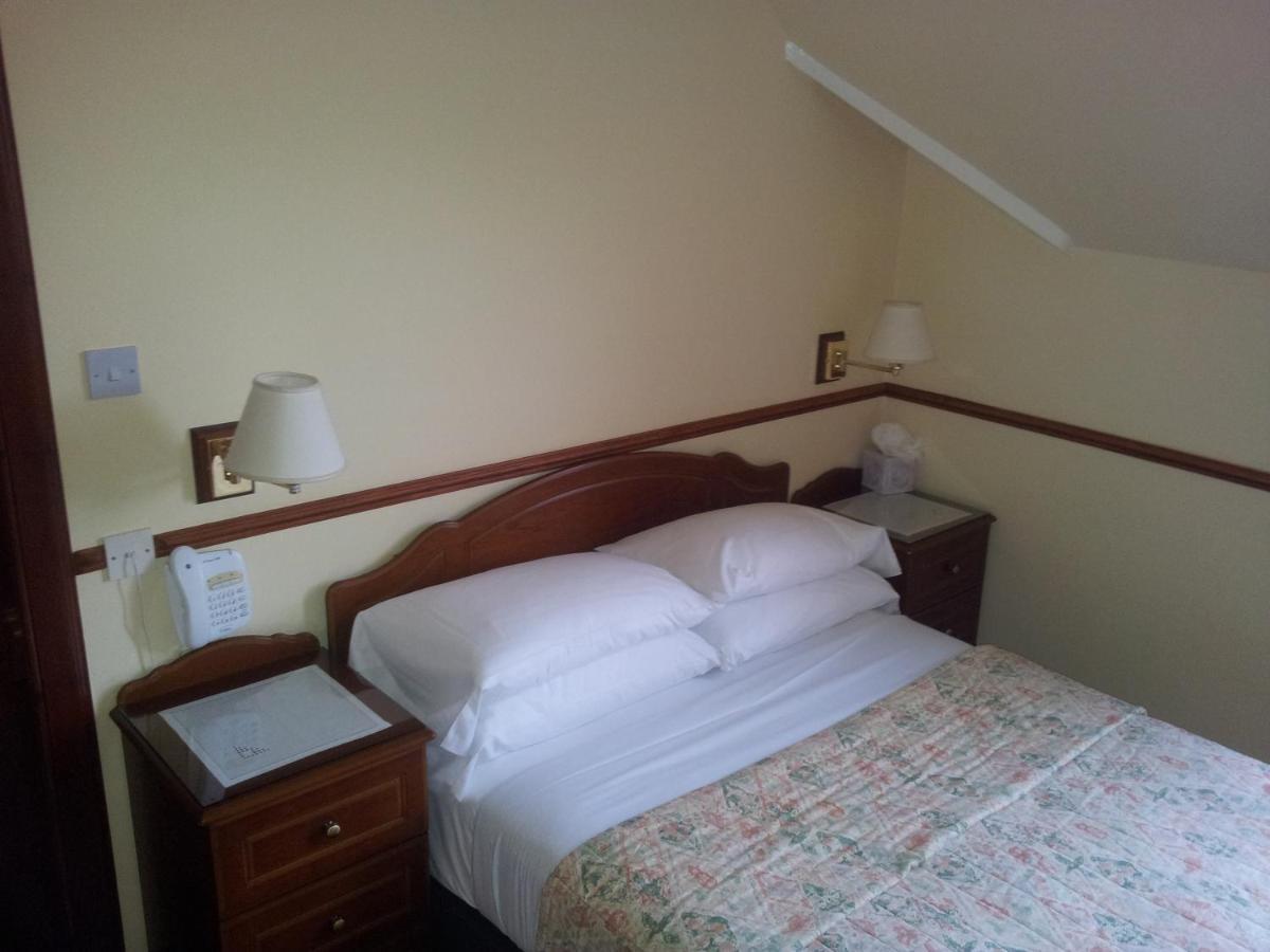 Caledonian Hotel Fort Augustus Extérieur photo