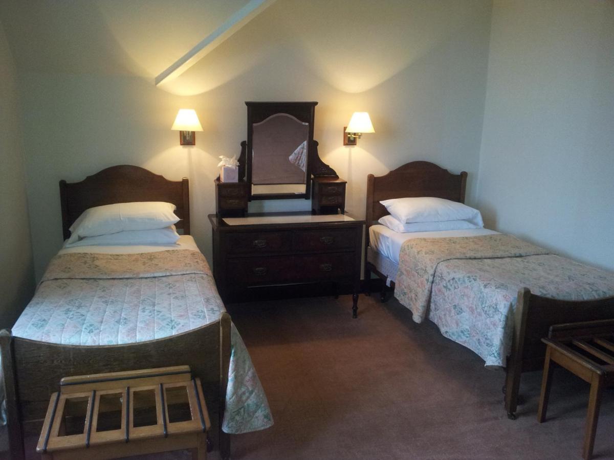 Caledonian Hotel Fort Augustus Extérieur photo